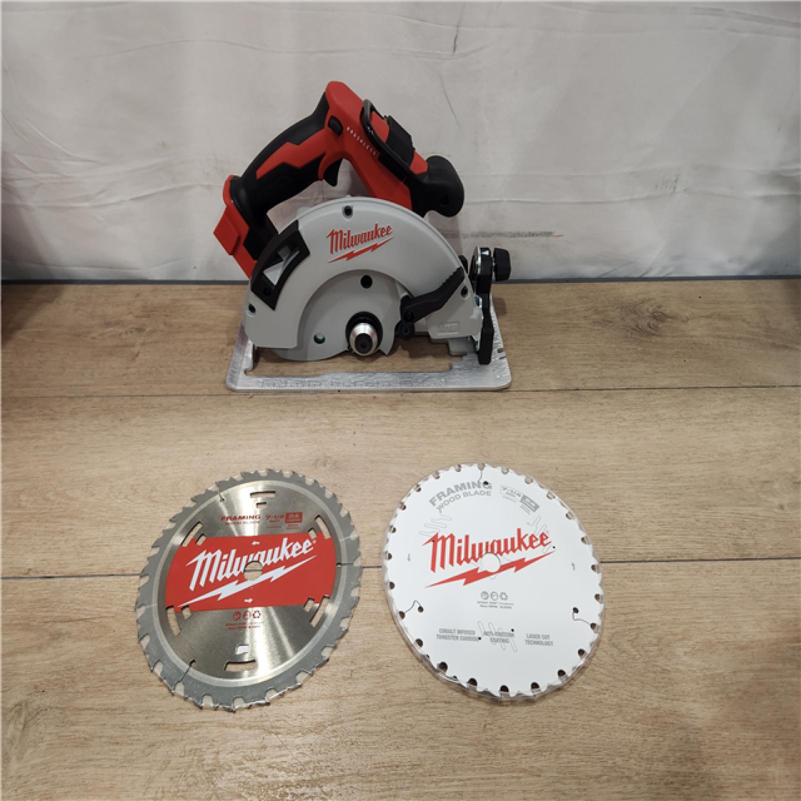 AS-IS- Milwaukee M18 7-1/4  18V Brushless Circular Saw (Bare Tool)