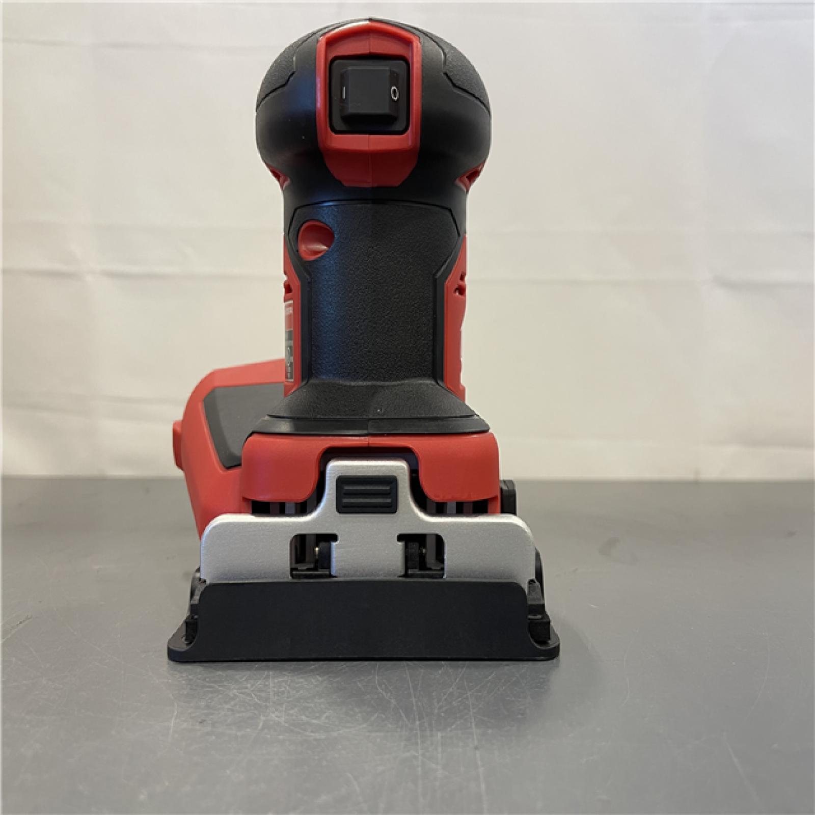 AS-IS - Milwaukee 1/4 in. Sheet Sander (Tool-Only)