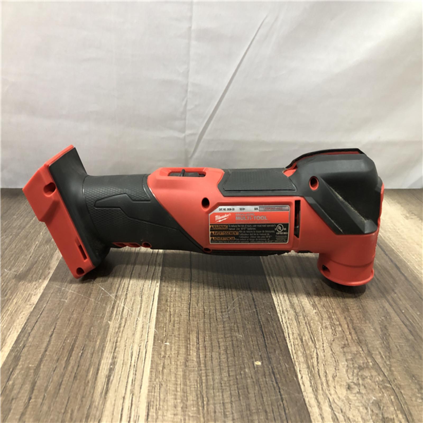 AS-IS Milwaukee M18 FUEL 18V Lithium-Ion Cordless Brushless Oscillating Multi-Tool (Tool-Only)