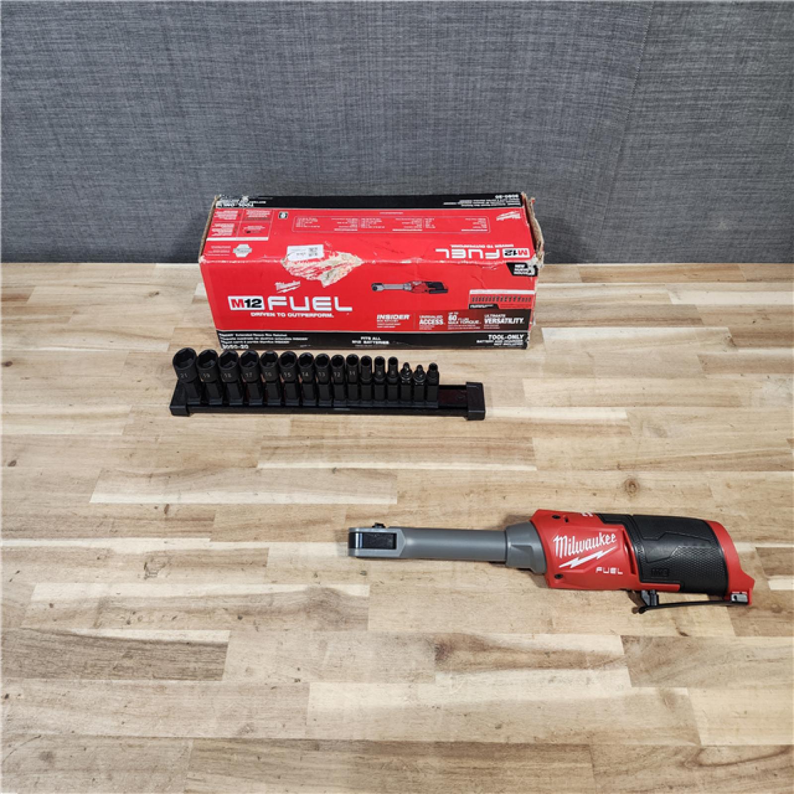 HOUSTON LOCATION - AS-IS Milwaukee FUEL INSIDER 12V Lithium-Ion Brushless Cordless 1/4 in. - 3/8 in. Extended Reach Box Ratchet (Tool-Only)