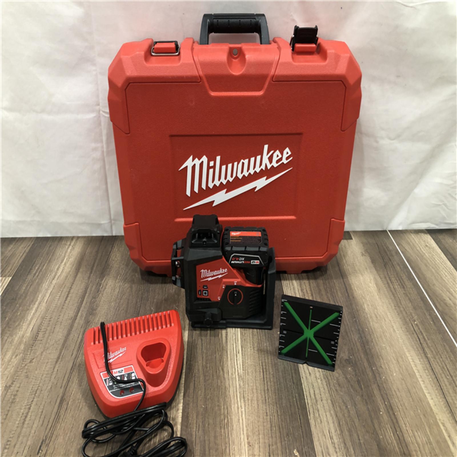 AS-IS Milwaukee 12-Volt Lithium-Ion Cordless Green 250 ft. 3-Plane Laser Level Kit