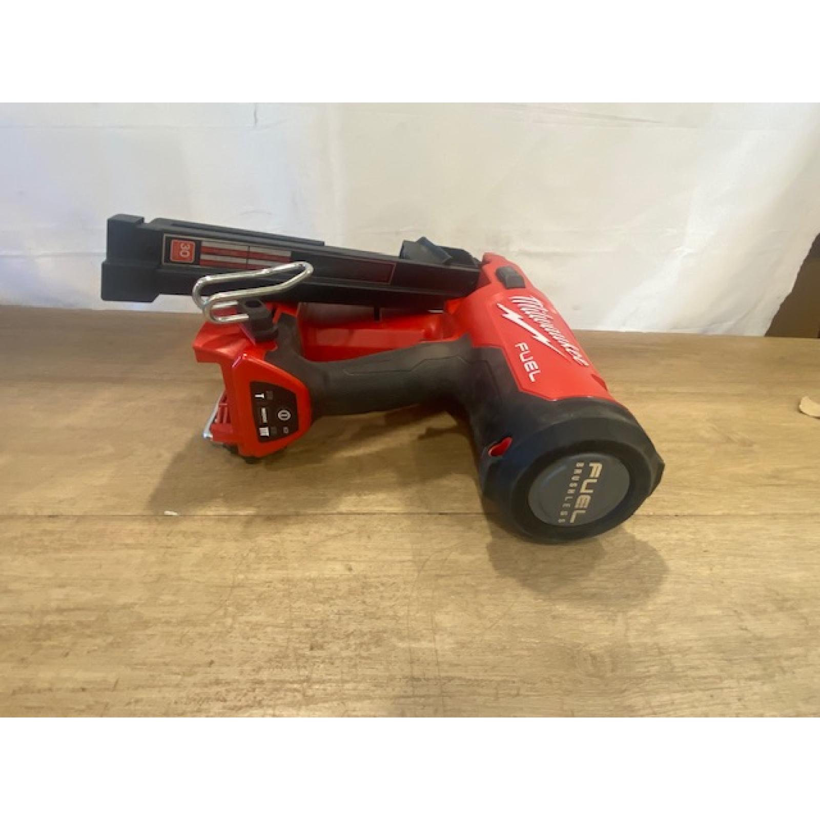 AS-IS Milwaukee FUEL 3-1/2 in. 18-Volt 30-Degree Lithium-Ion Brushless Cordless Framing Nailer (Tool-Only)