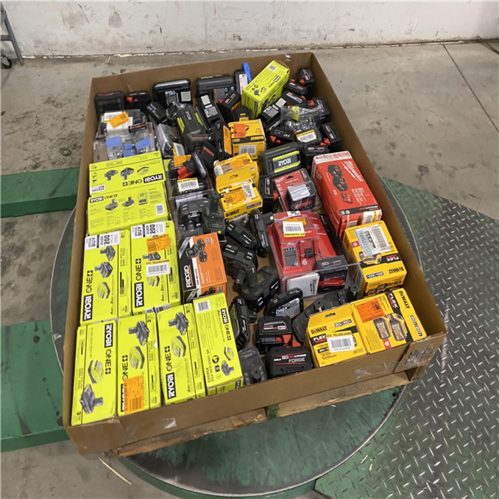 Dallas Location - As-Is Battery Pallet