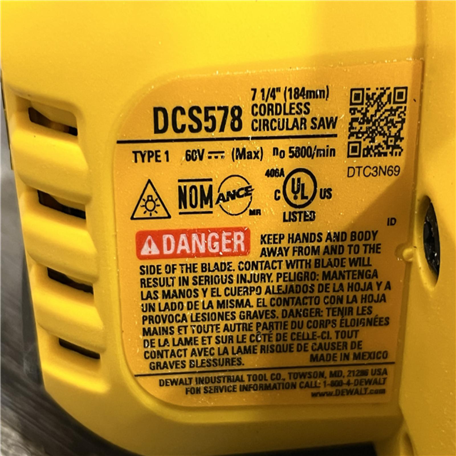 AS-IS DEWALT FLEXVOLT 60V MAX Cordless Brushless 7-1/4 in. Circular Saw with Brake (Tool Only)