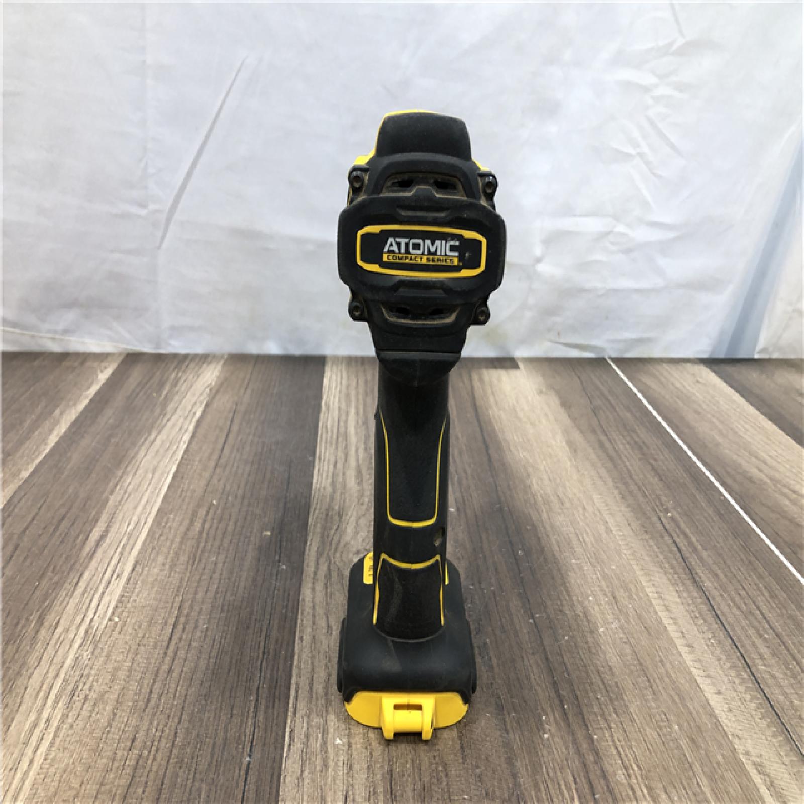 AS-IS DEWALT ATOMIC 20V Lithium-Ion Cordless 1/2 in. Hammer Drill Kit