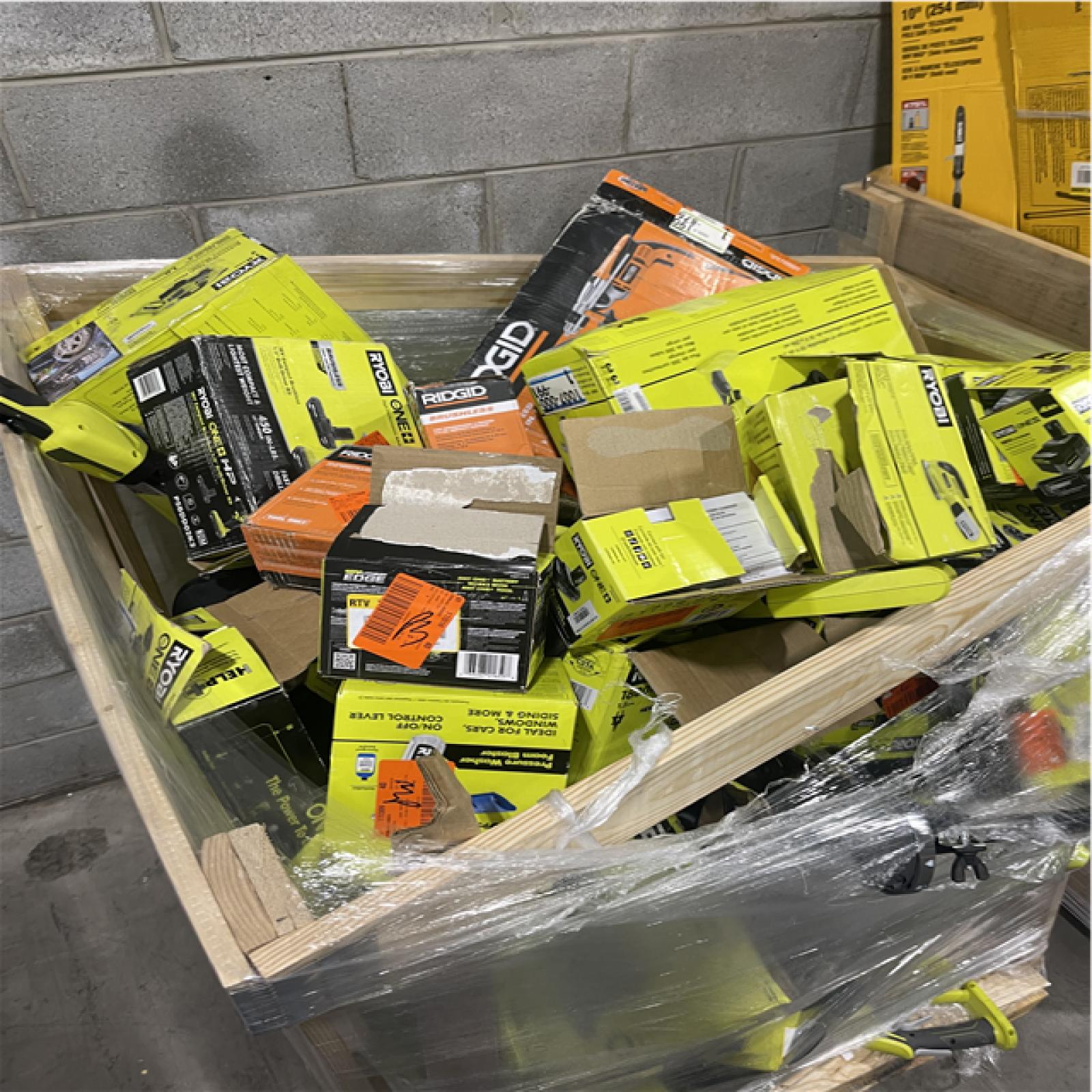 Pittston Location As-Is Power Tools Partial Truckload (11 Pallets) 1077-B