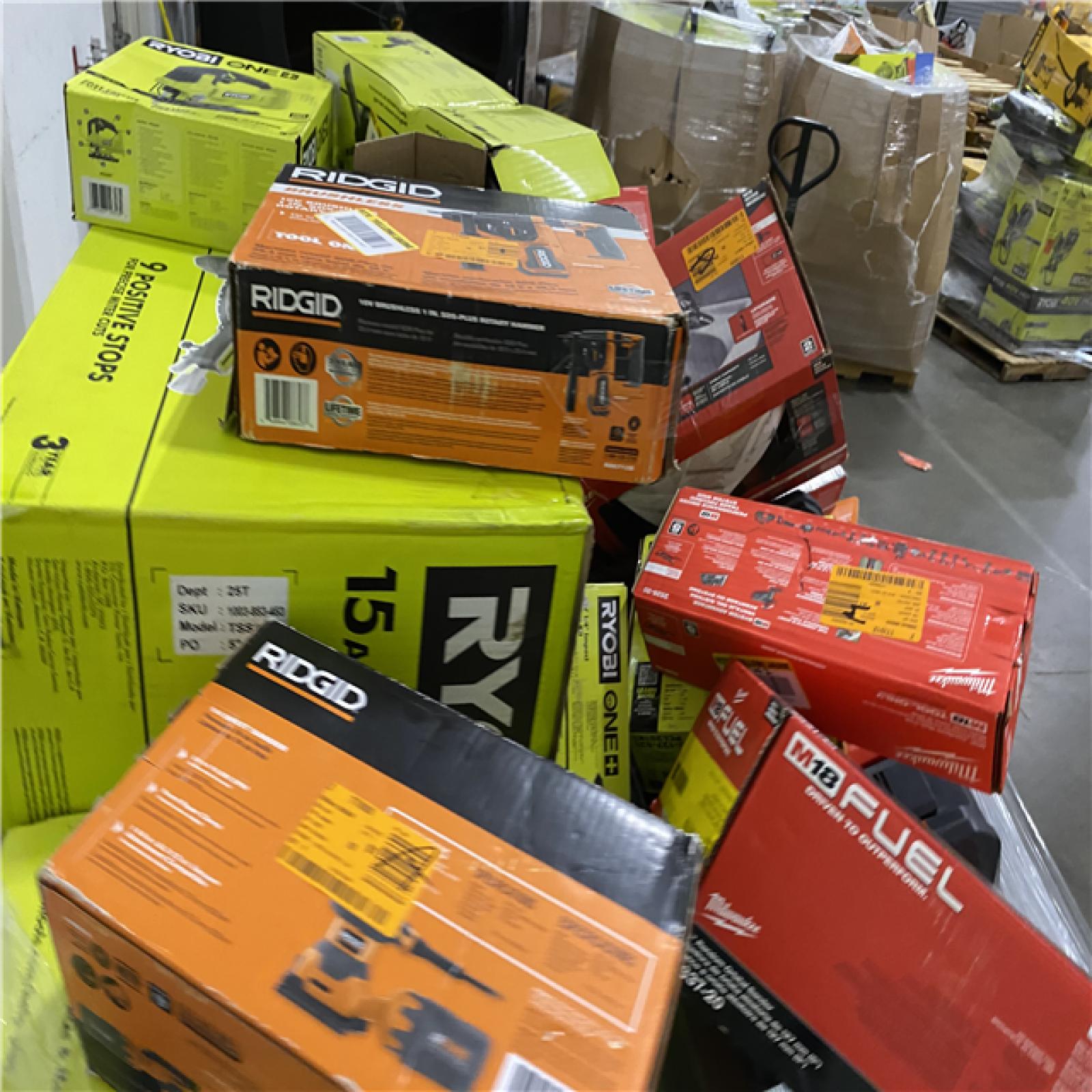 Dallas Location - As-Is Tool Pallet