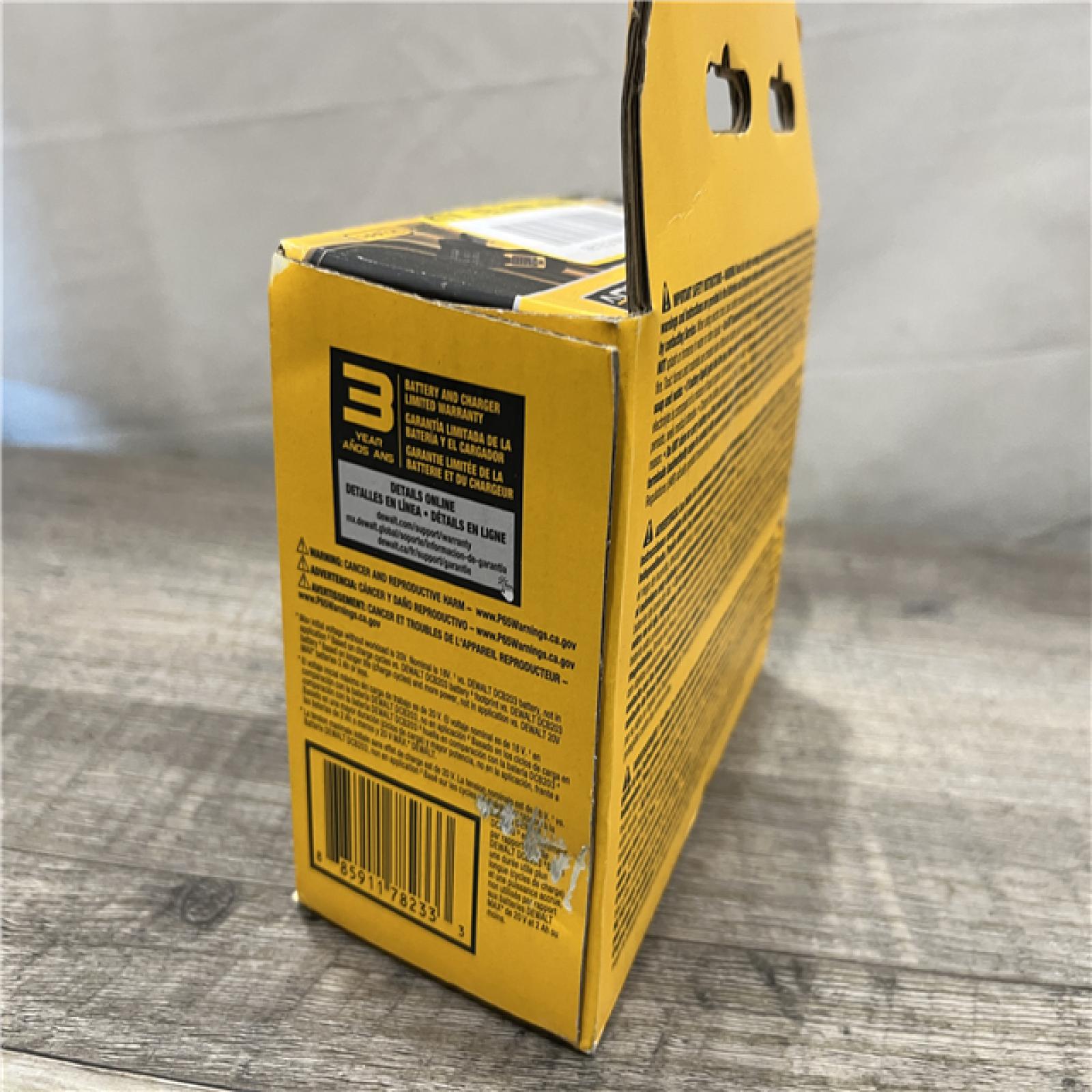 NEW - DEWALT 20V MAX XR POWERSTACK Lithium-Ion Battery Starter Kit with 1.7Ah Battery and Charger