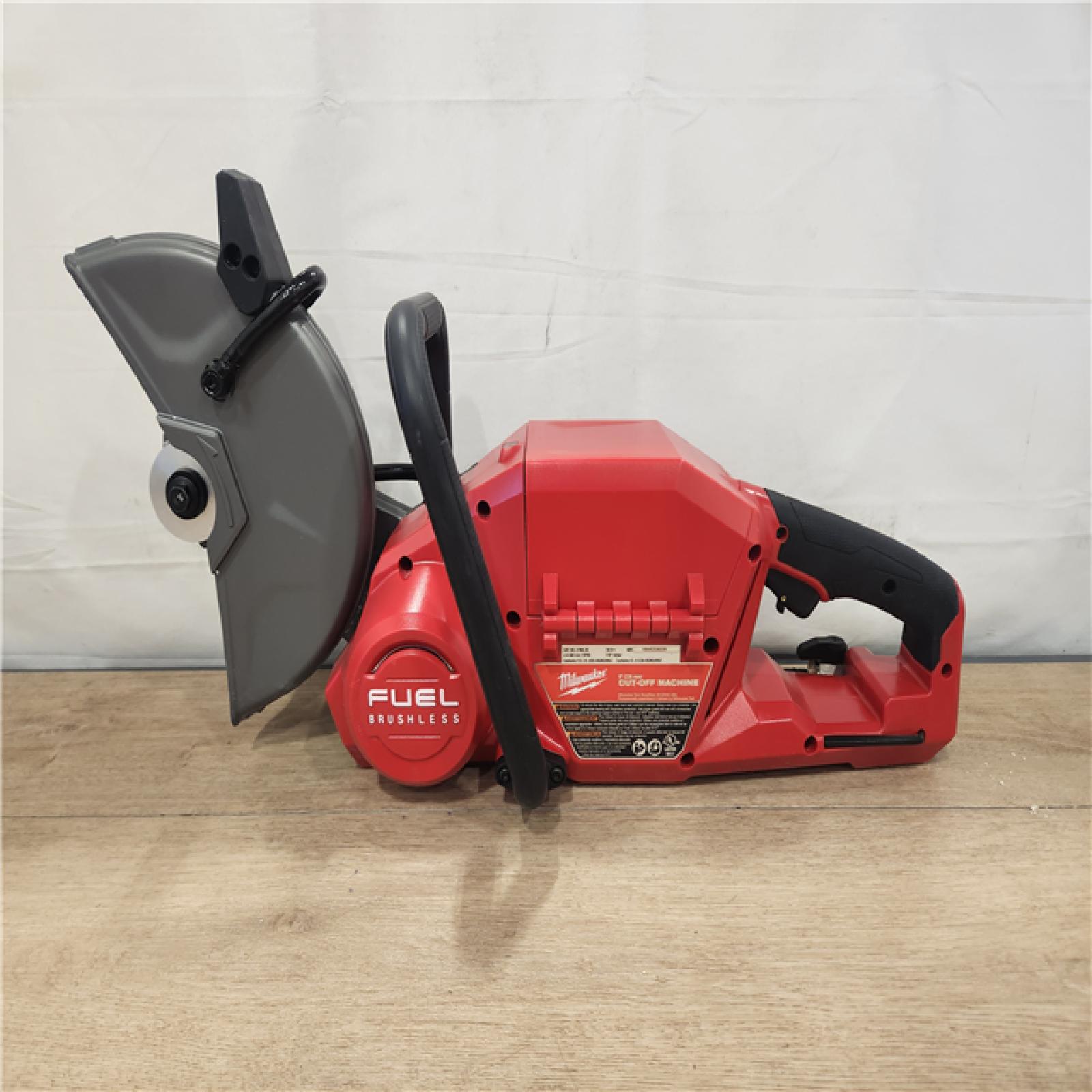 AS-IS- Milwaukee M18 FUEL Lithium-Ion 9 in. Cut-Off Saw W/ ONE-KEY (Tool Only)