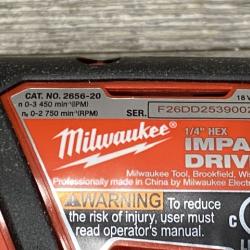 LIKE NEW - Milwaukee 18V Lithium-Ion Cordless (5-Tool) Combo Kit