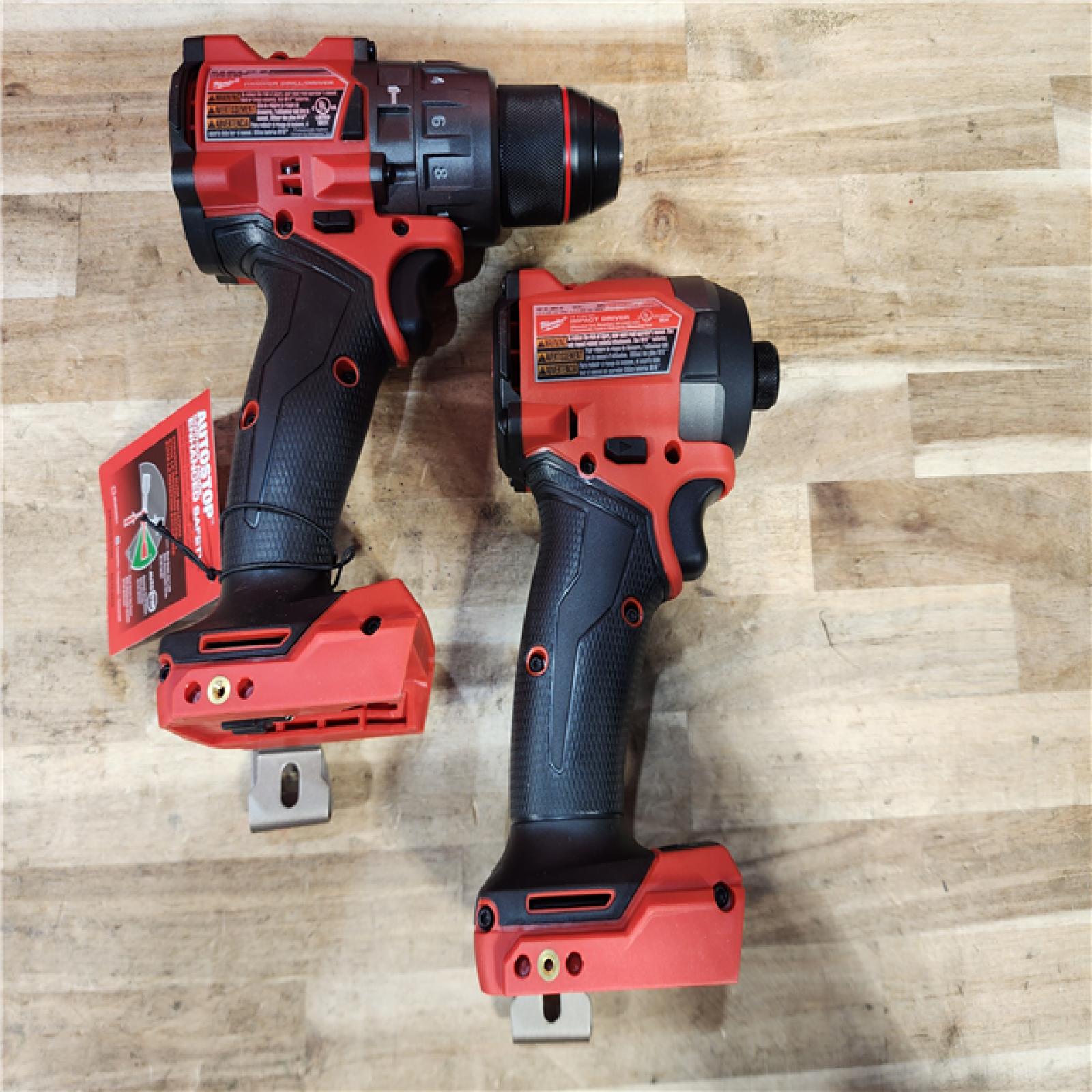 HOUSTON LOCATION - AS-IS (APPEARS LIKE NEW) Milwaukee FUEL 18V Lithium-Ion Brushless Cordless Hammer Drill and Impact Driver Combo Kit