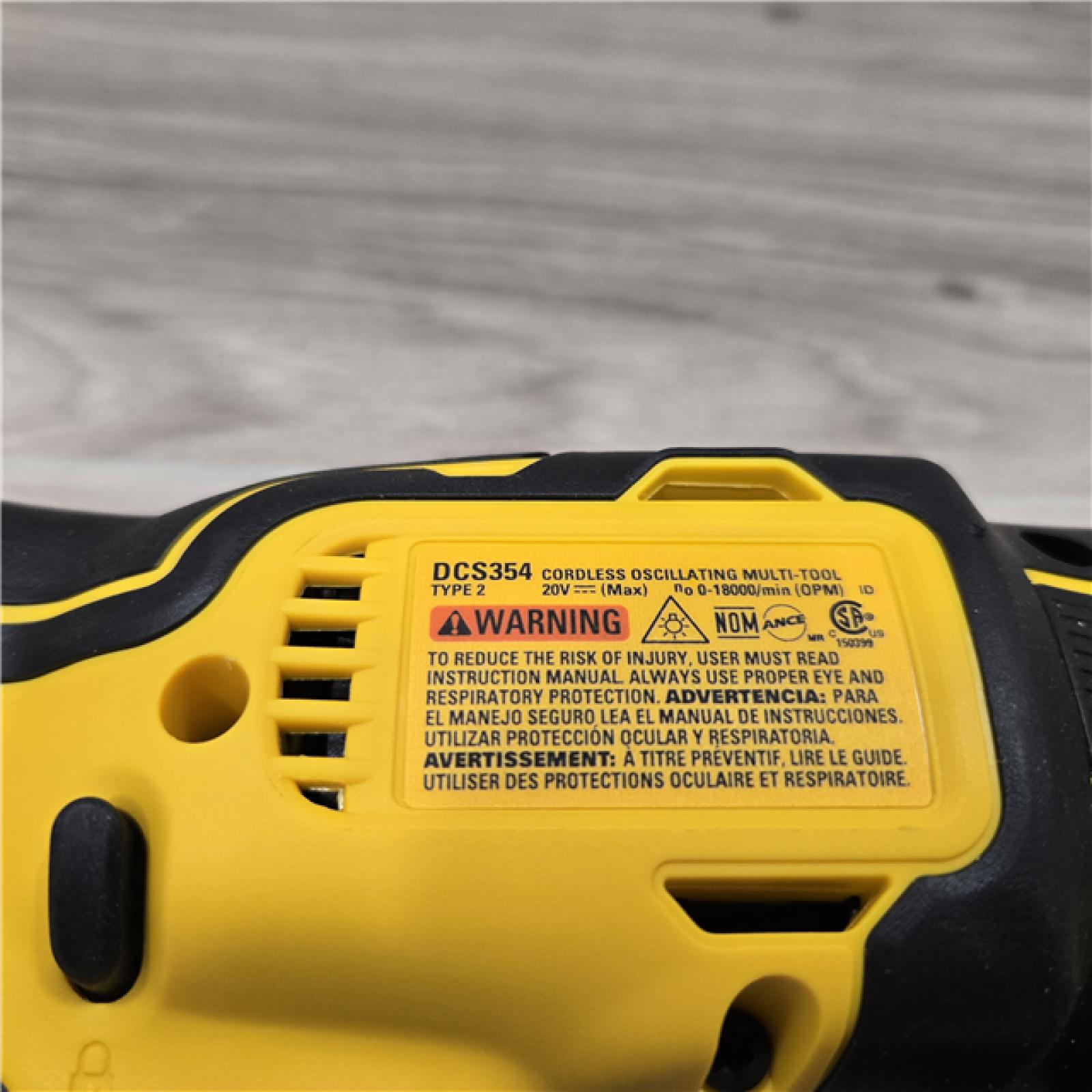 AS-IS DEWALT ATOMIC 20V MAX Cordless Oscillating Multi Tool (Tool Only)