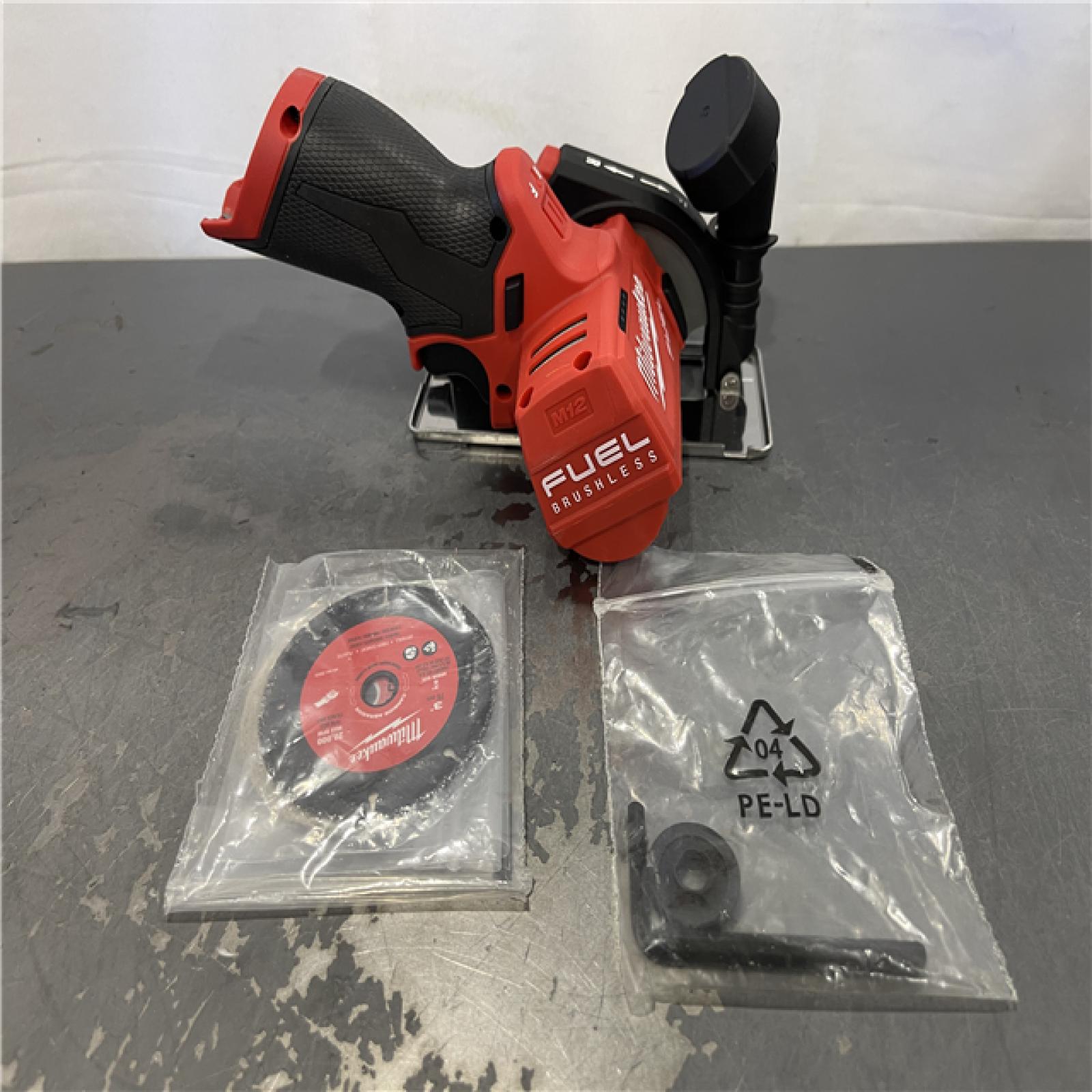 AS-IS - Milwaukee M12 FUEL 12V Lithium-Ion Brushless Cordless 3 in. Cut Off Saw
