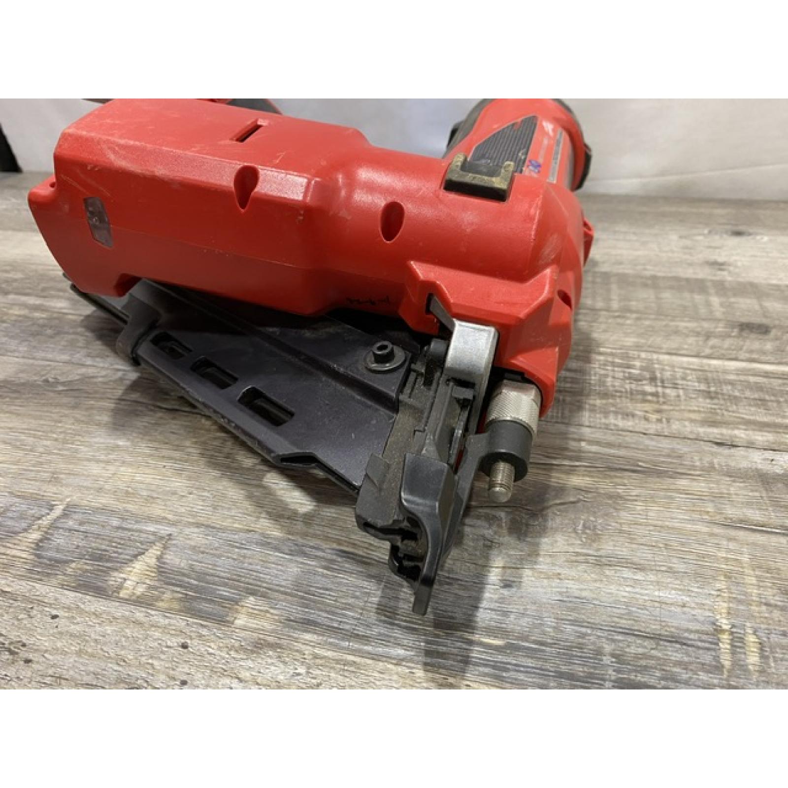 AS-IS Milwaukee FUEL 3-1/2 in. 18-Volt 30-Degree Lithium-Ion Brushless Cordless Framing Nailer (Tool-Only)