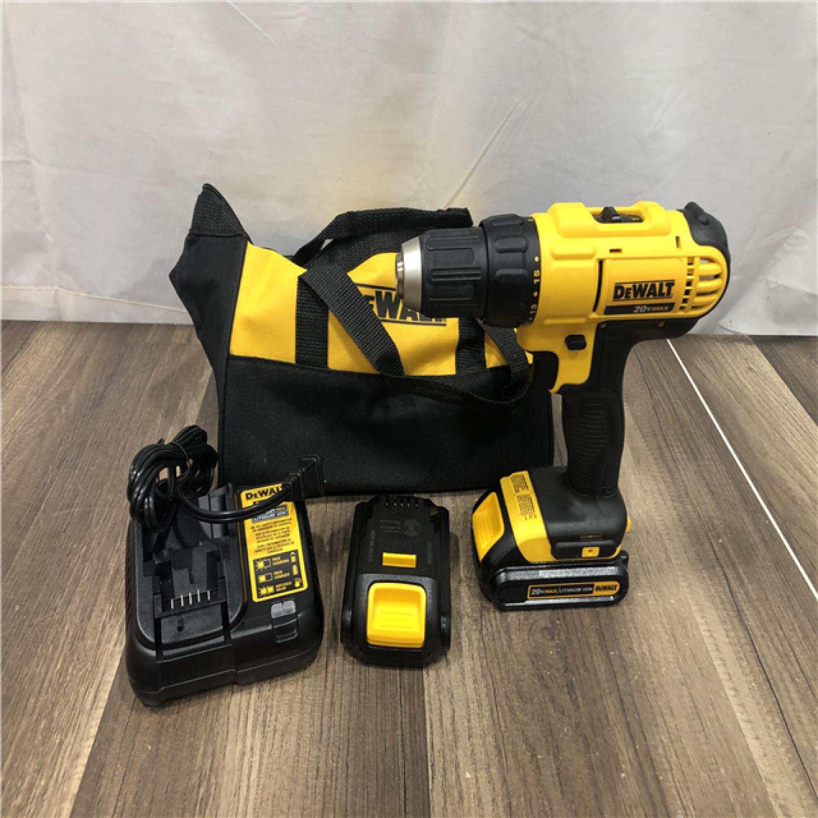 AS-IS DEWALT 20V MAX Cordless 1/2 in. Drill/Driver Kit