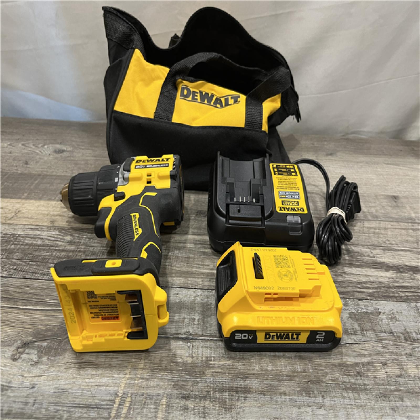 AS-IS DEWALT Atomic 20V Lithium-Ion Cordless Compact 1/2 in. Drill/Driver Kit