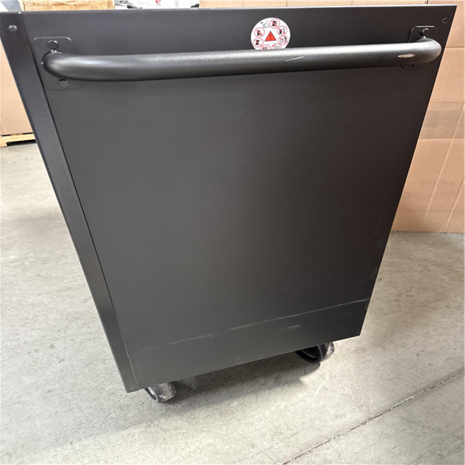 California AS-IS Husky 12 Drawer Tool Chest