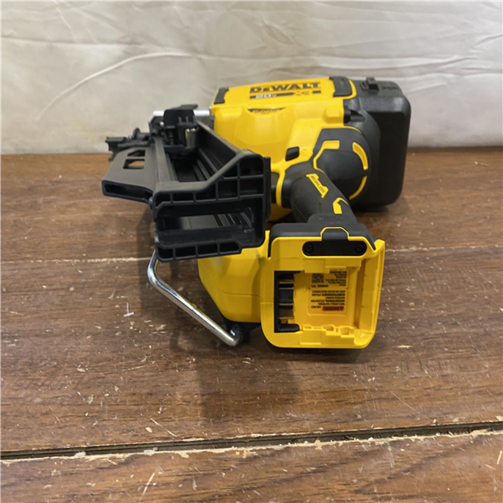 AS-IS DEWALT 20-Volt 21° Cordless Framing Nailer (Tool-Only)