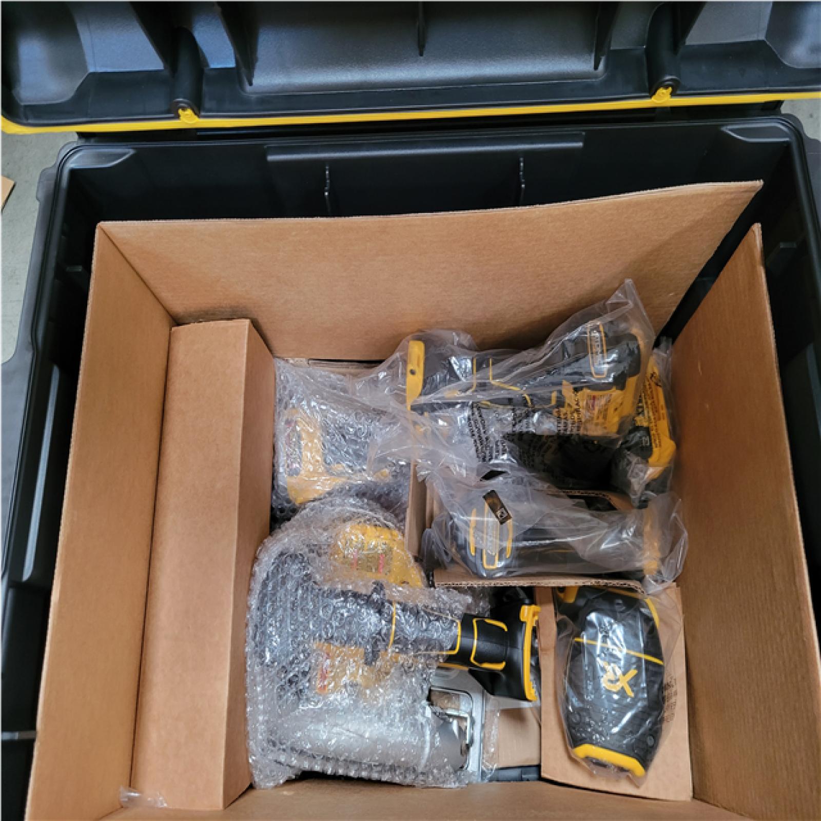 CALIFORNIA NEW DEWALT BRUSHLESS 6-TOOL COMBO KIT