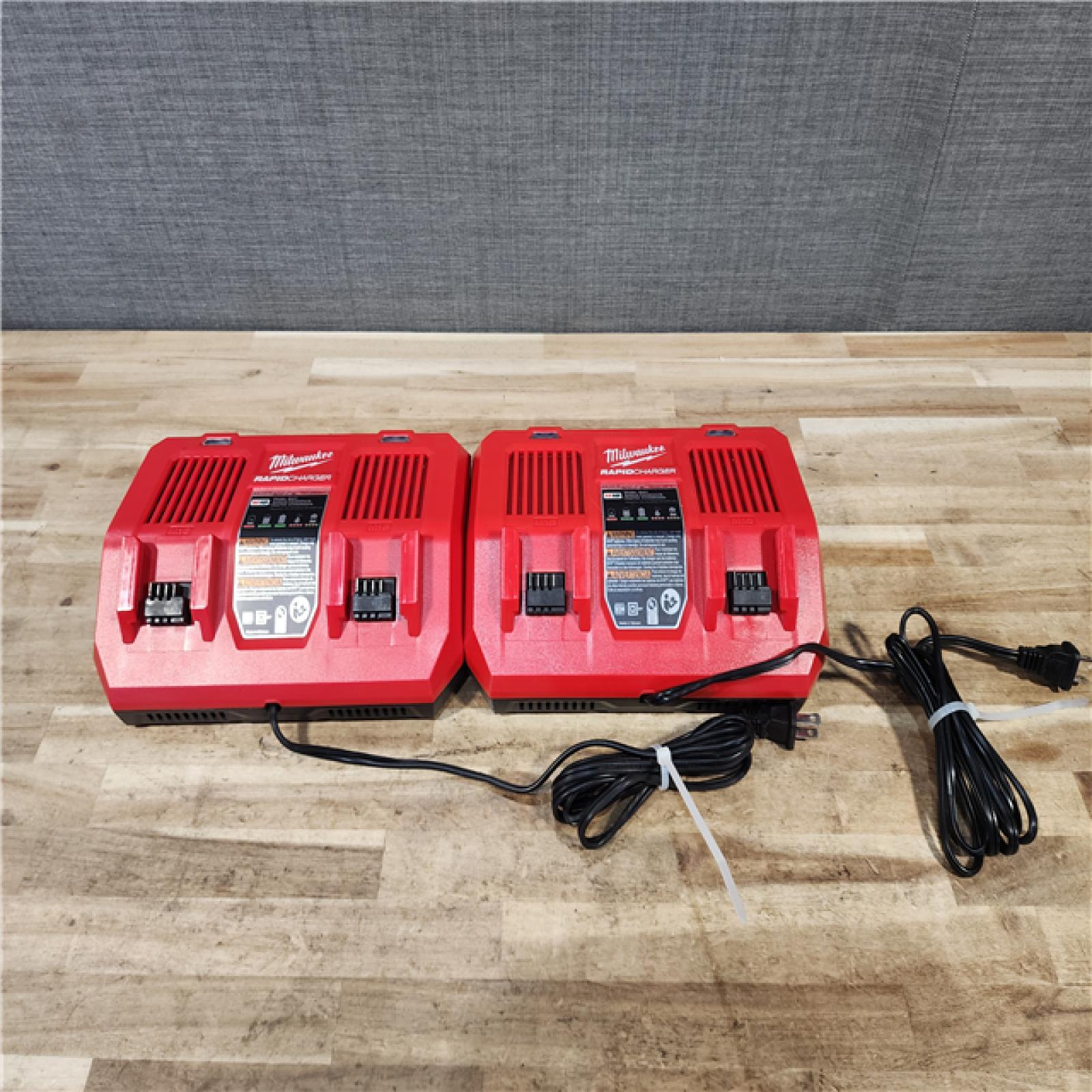 HOUSTON LOCATION - AS-IS MILWAUKEE BATTERY CHARGER PACK QTY - 2