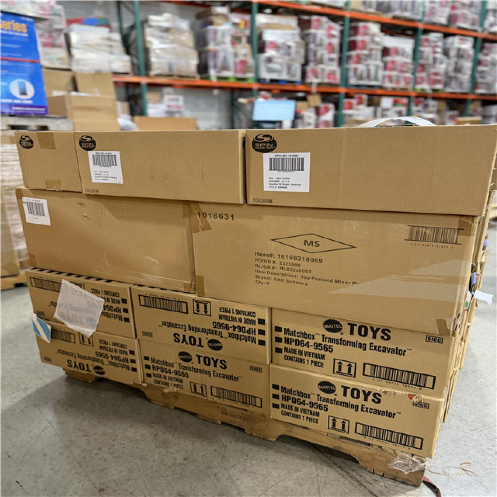 DALLAS LOCATION- NEW! BULLSEYE MIXED TOY PALLET- (204 UNITS)