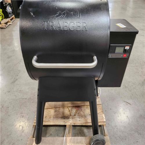 Phoenix Location Traeger Pro 575 Wifi Pellet Grill and Smoker in Black TFB57GLE