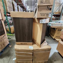 Phoenix Location Hampton Bay Hampton Bay Shaker Assembled Kitchen Cabinet in Brindle Pallet (5 Cabinets)