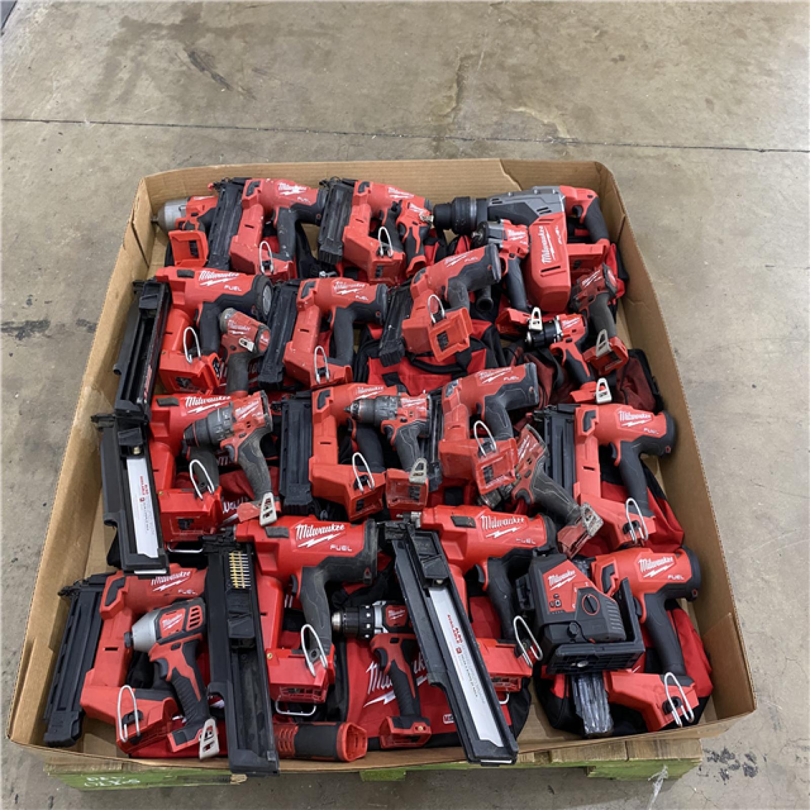 Houston Location AS IS - Tool Pallet