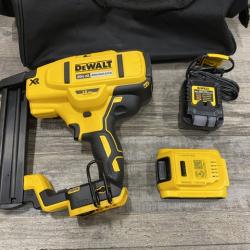 AS-IS DEWALT 20V MAX XR Lithium-Ion Cordless 18-Gauge Narrow Crown Stapler Kit