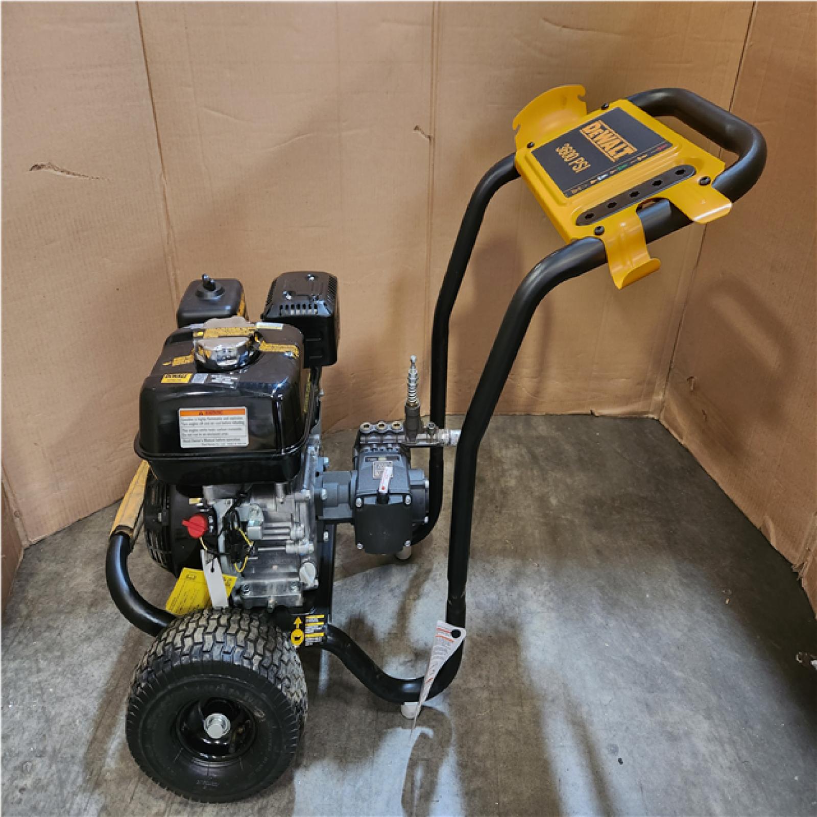 Phoenix AS-IS DEWALT 3600 PSI 2.5 GPM Cold Water Gas Professional Pressure Washer with HONDA GX200 Engine