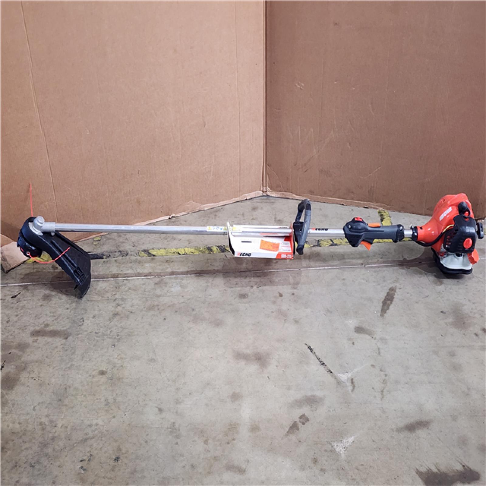 HOUSTON LOCATION - AS-IS Echo SRM-225 21.2cc 2 Stroke Fuel Efficient Durable Gas Straight Shaft Trimmer
