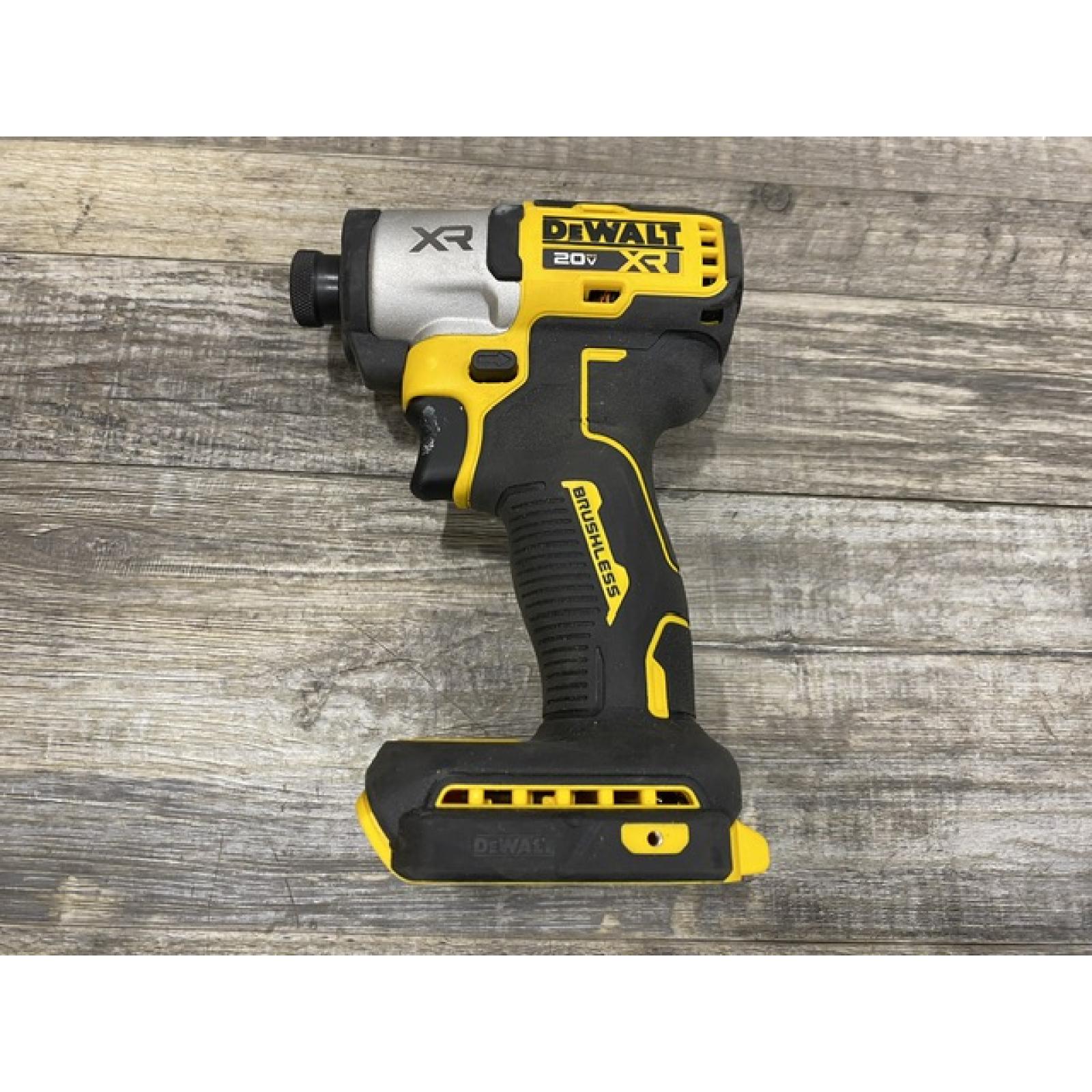 AS-IS DEWALT 20-Volt Maximum XR Lithium-Ion Cordless Brushless 1/4 in. 3-Speed Impact Driver Kit