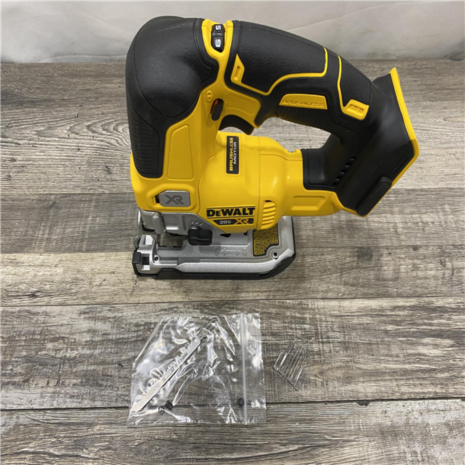 AS-IS DEWALT 20V MAX XR Cordless Brushless Jigsaw (Tool Only)