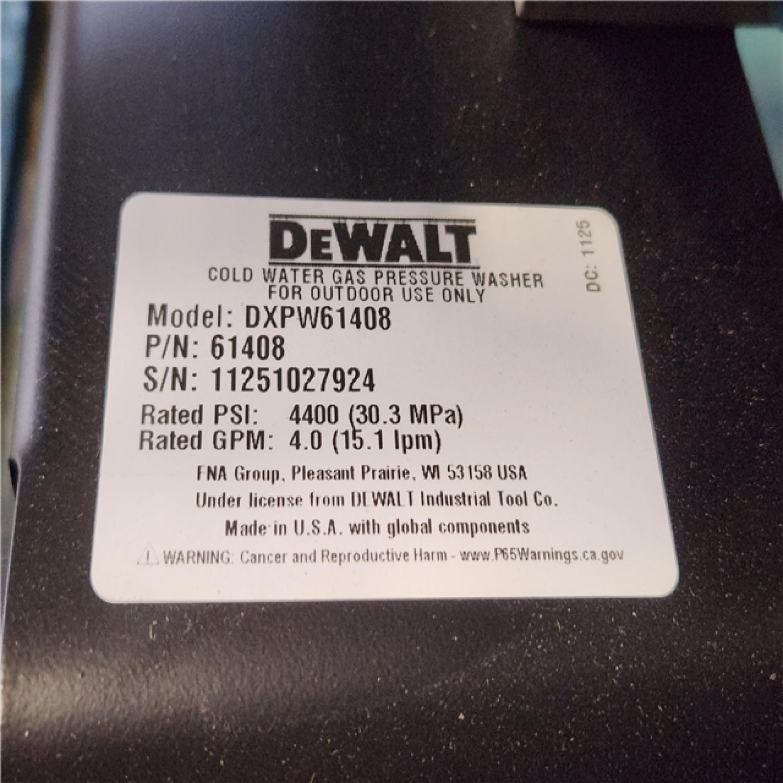 Phoenix NEW DEWALT 4400 PSI 4.0 GPM Gas Pressure Washer with 420cc Engine  Triplex Pump  Commercial Cold Water Power Washer
