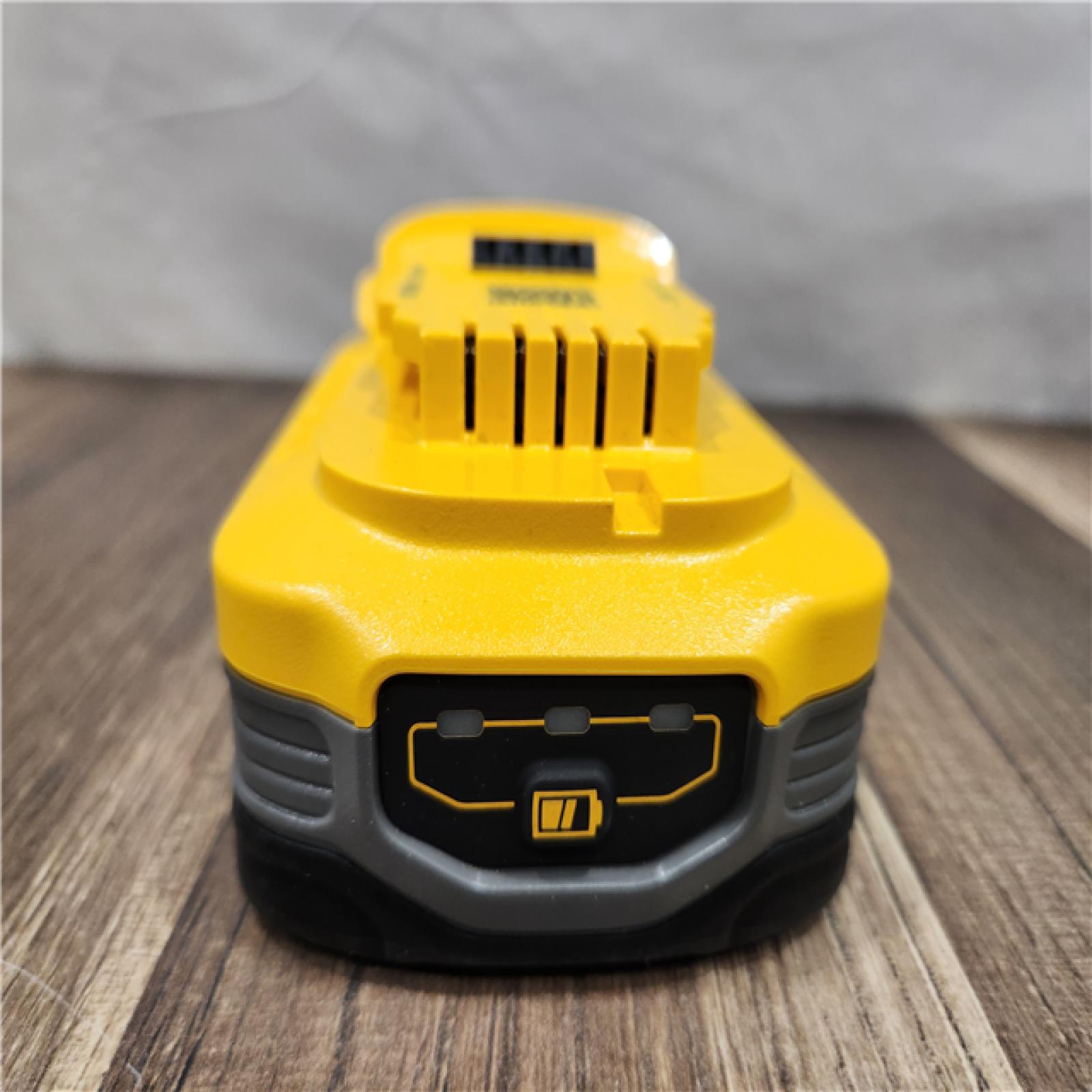 LIKE NEW! - DEWALT POWERSTACK 20V Lithium-Ion 5.0Ah Battery Pack