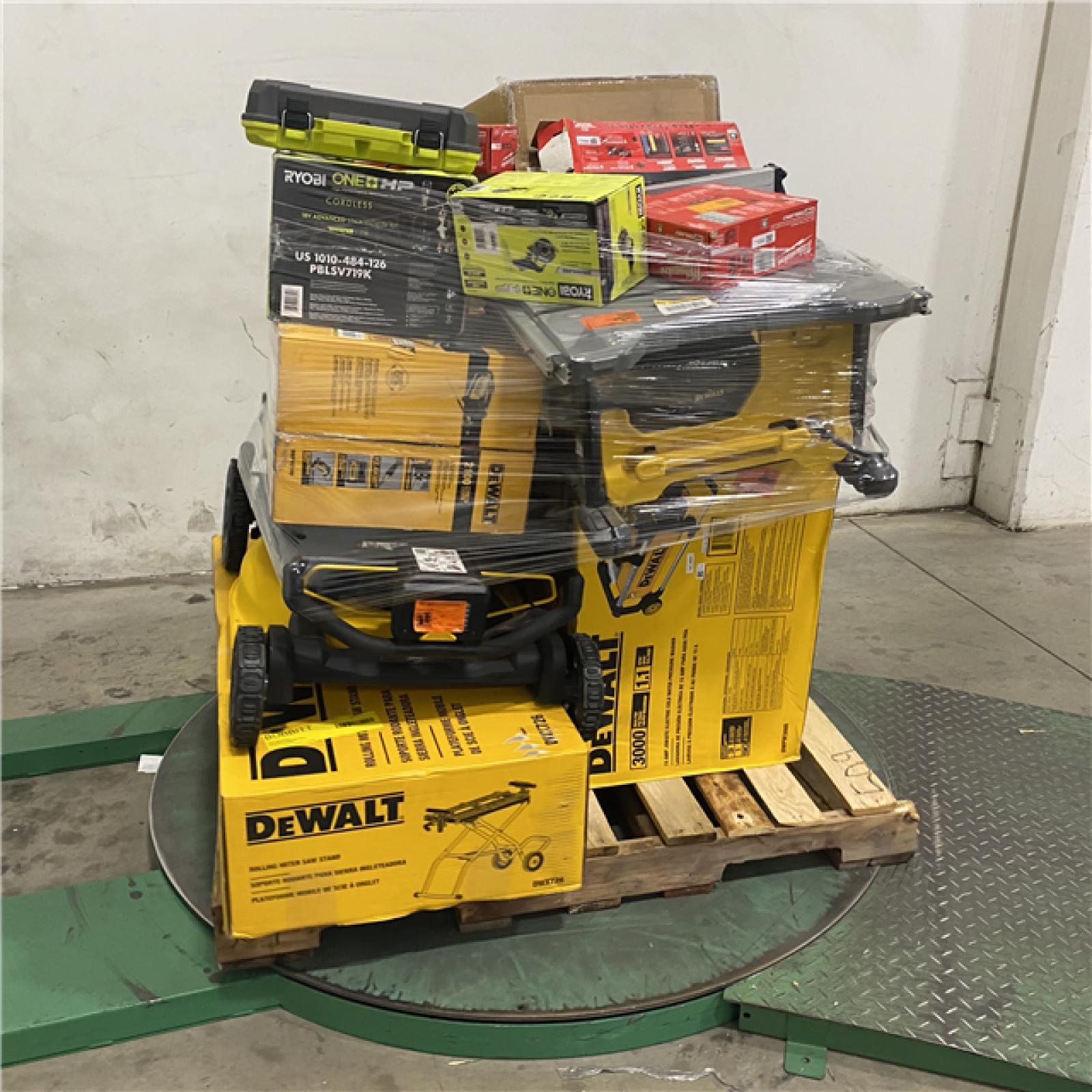 Dallas Location - As-Is Tool Pallet