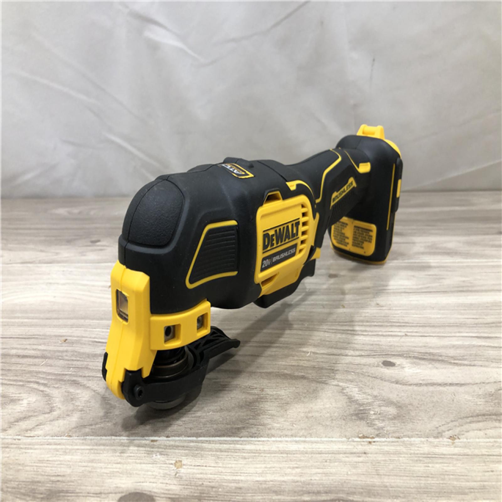 AS-IS DEWALT ATOMIC 20V MAX Cordless Oscillating Multi Tool (Tool Only)