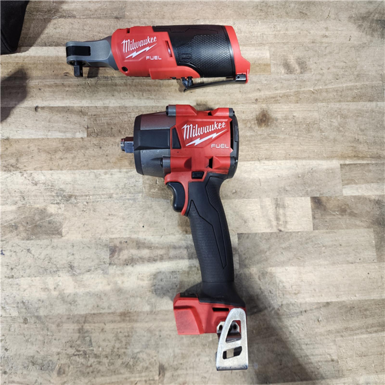 HOUSTON LOCATION - AS-IS Milwaukee FUEL 18V Cordless Mid Torque 1/2 in. Impact Wrench w/ M12 FUEL 3/8 in. Ratchet & Battery/Charger Combo Kit