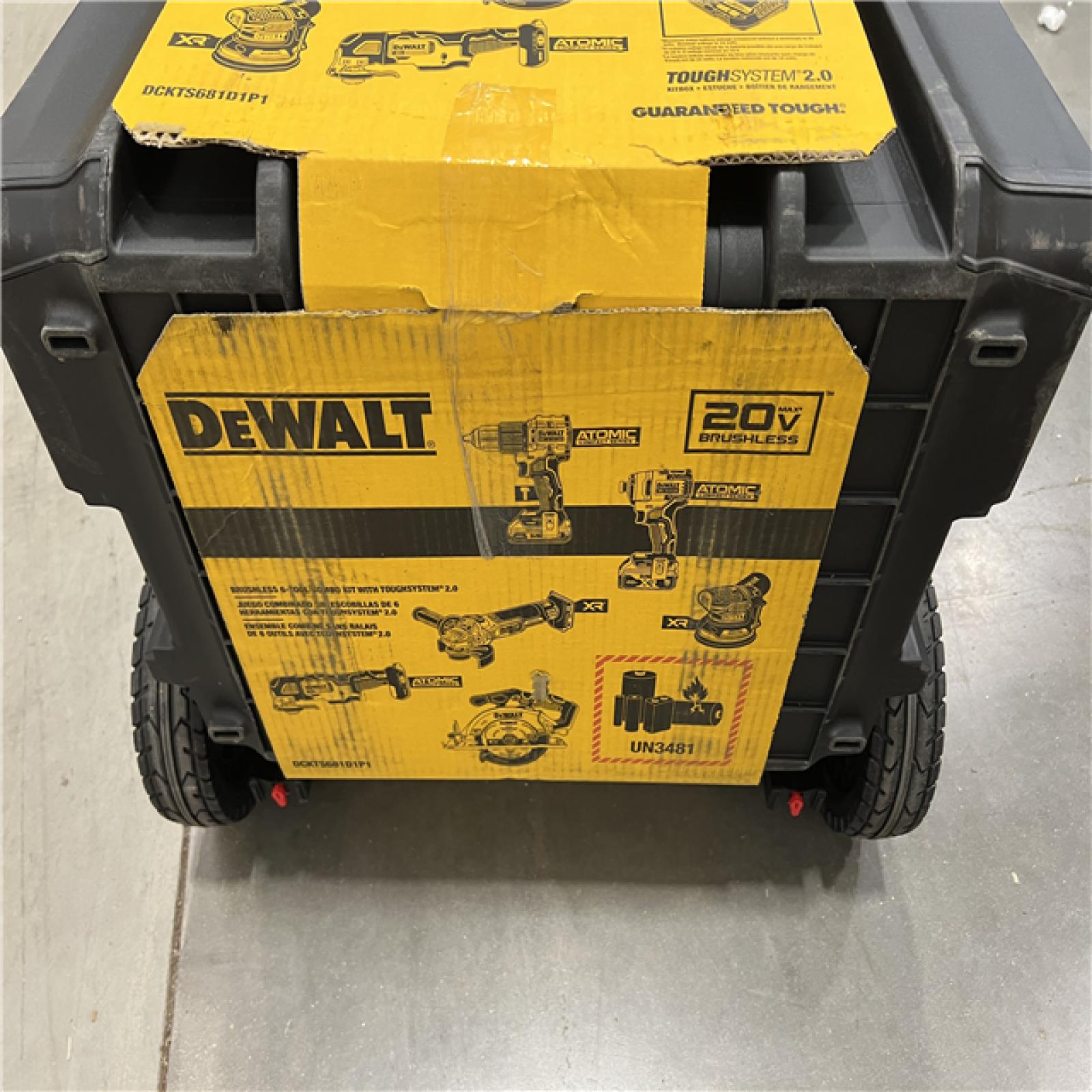 NEW DEWALT 20V Lithium-Ion Cordless 6-Tool Combo Kit with Rolling Toolbox