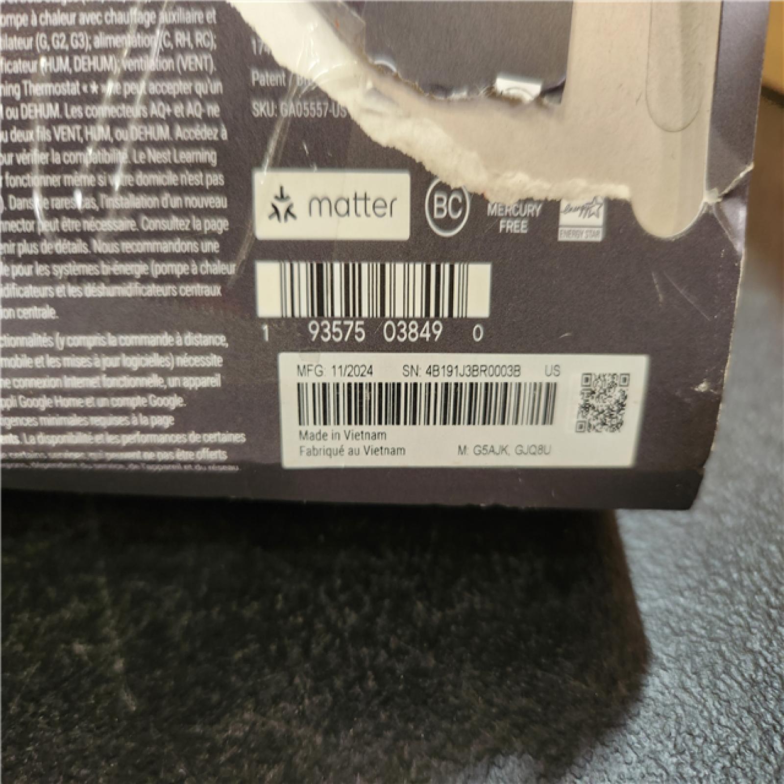 Phoenix AS-IS Google Nest Learning Thermostat (4th Gen) with 2 Nest Temperature Sensor (2nd Gen)