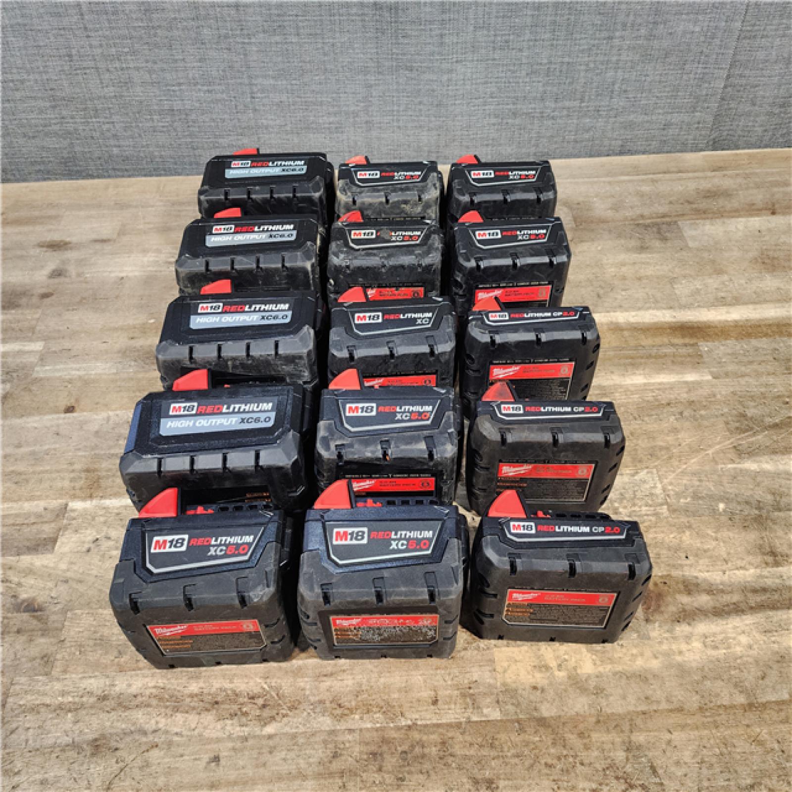 HOUSTON LOCATION - AS-IS MILWAUKEE BATTERY PACK QTY - 15