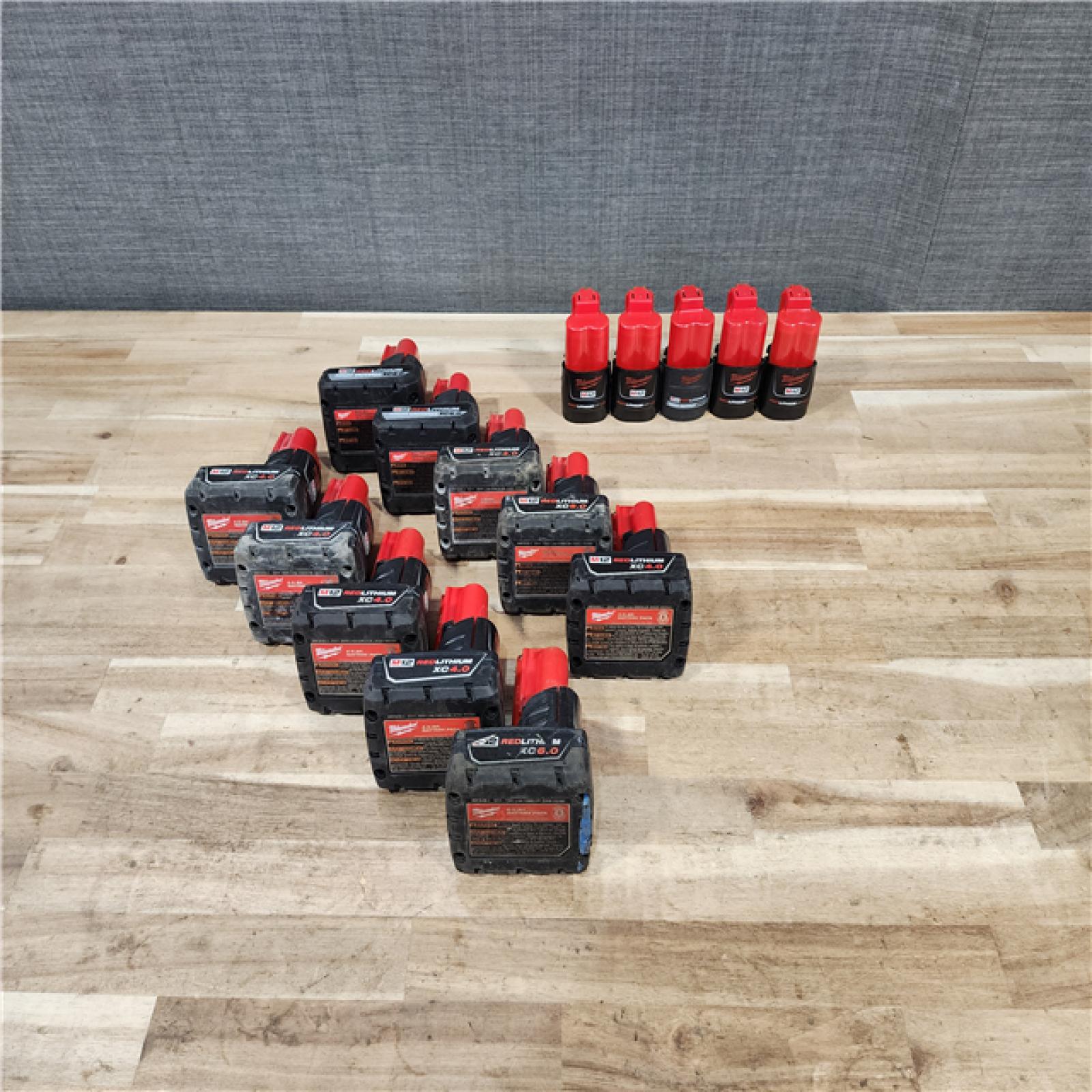 HOUSTON LOCATION - AS-IS MILWAUKEE BATTERY PACK QTY - 15