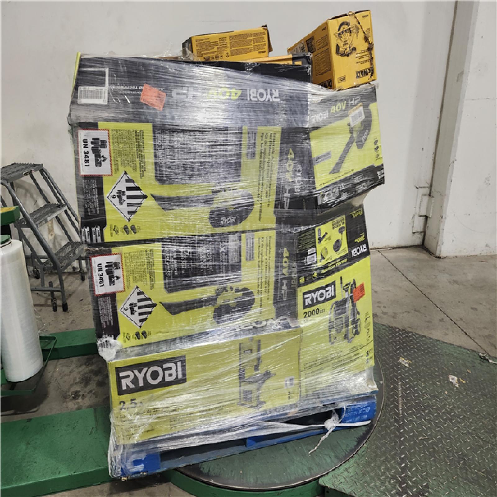 Dallas Location - As-Is Tool Pallet