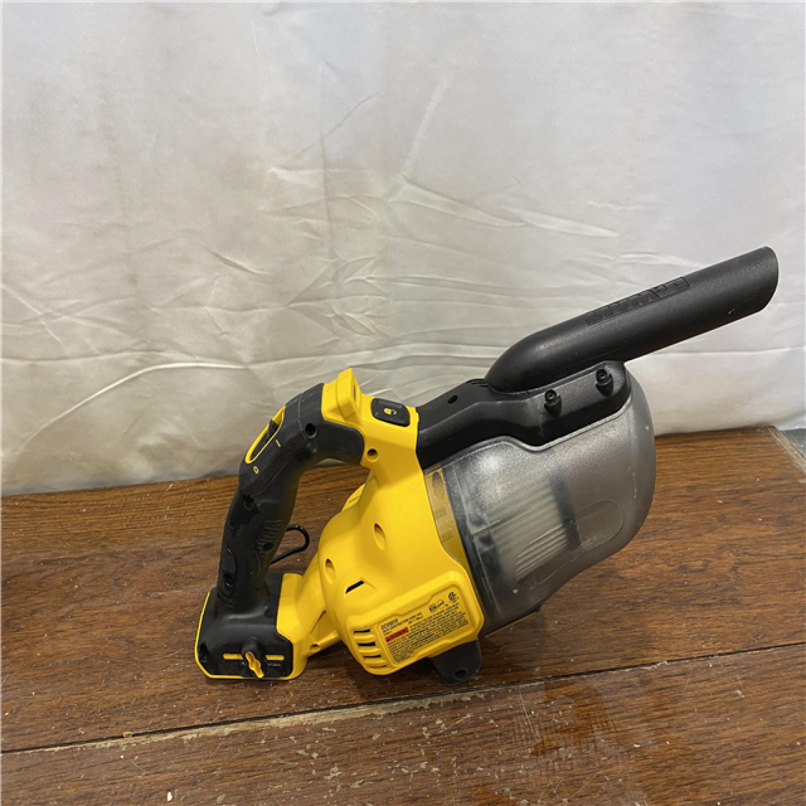 AS-IS DEWALT 20V Lithium-Ion Cordless Dry Hand Vacuum kit  (Tool Only)