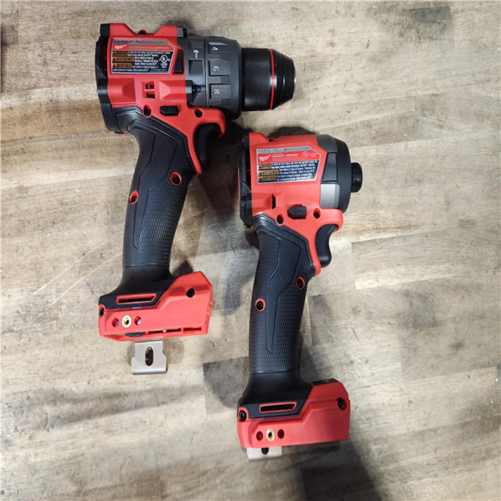 HOUSTON LOCATION - AS-IS (APPEARS LIKE NEW) Milwaukee M18 FUEL 18V Lithium-Ion Brushless Cordless Hammer Drill and Impact Driver Combo Kit