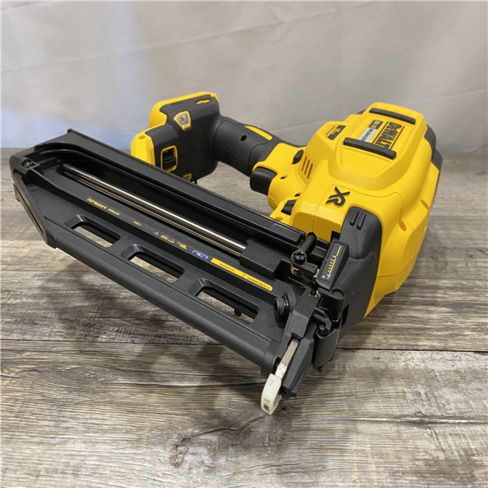 AS-IS DEWALT 20V MAX XR 16-Gauge Lithium-Ion Cordless Finish Nailer (Tool Only)