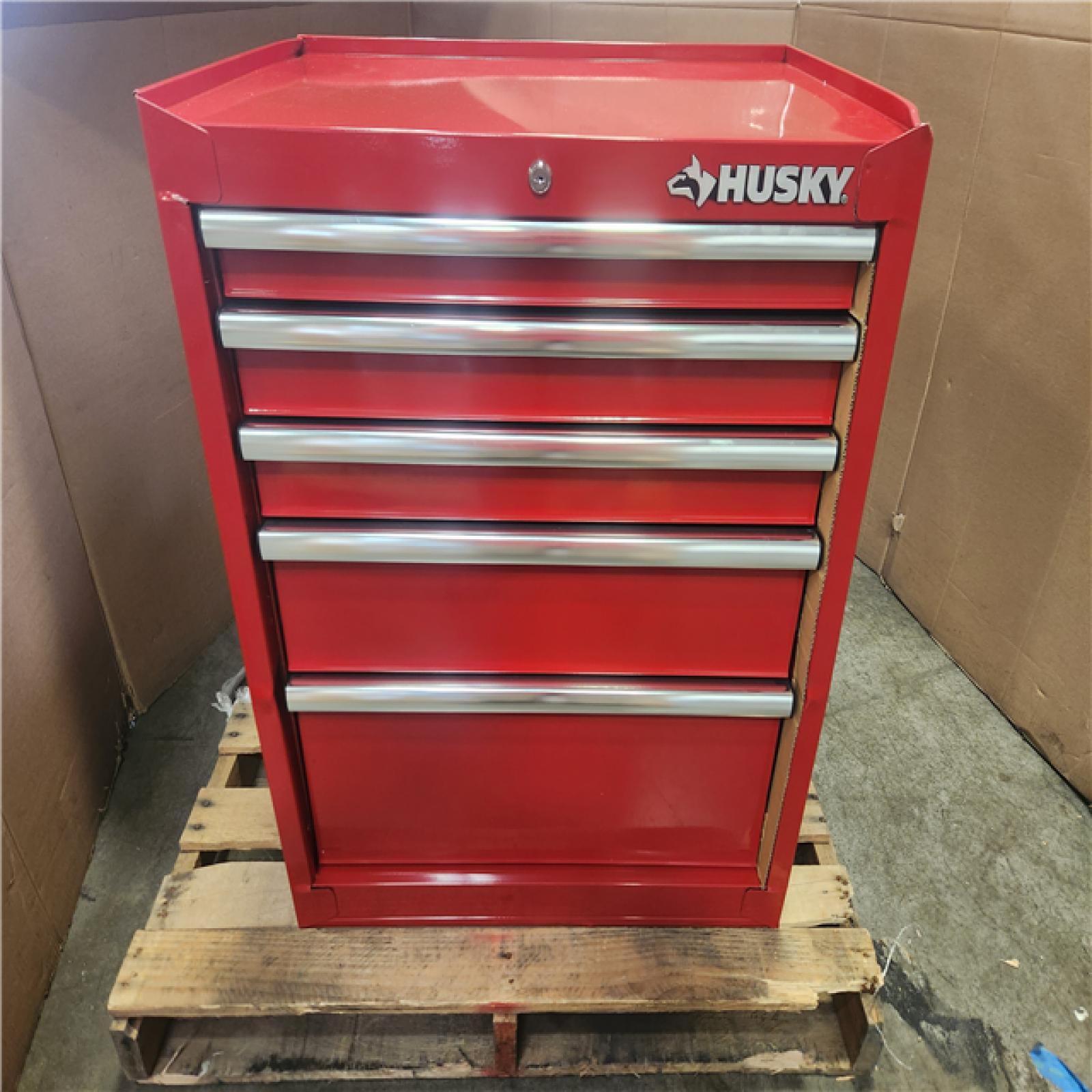 Phoenix Husky Tool Storage 27 in. W x 18 in. D Standard Duty Red Rolling Tool Chest Combo