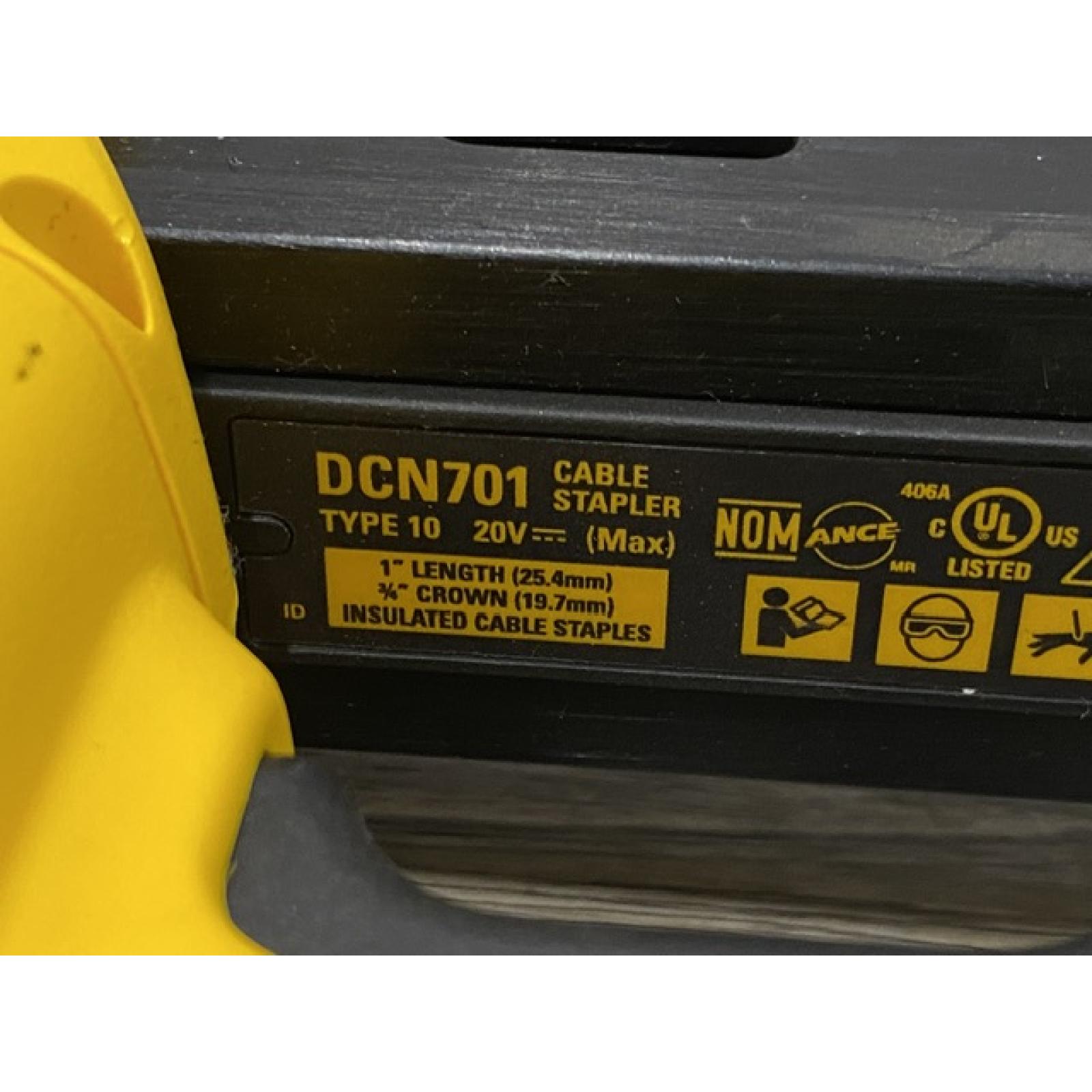 AS-IS DEWALT 20V MAX Lithium-Ion Cordless Cable Stapler Kit