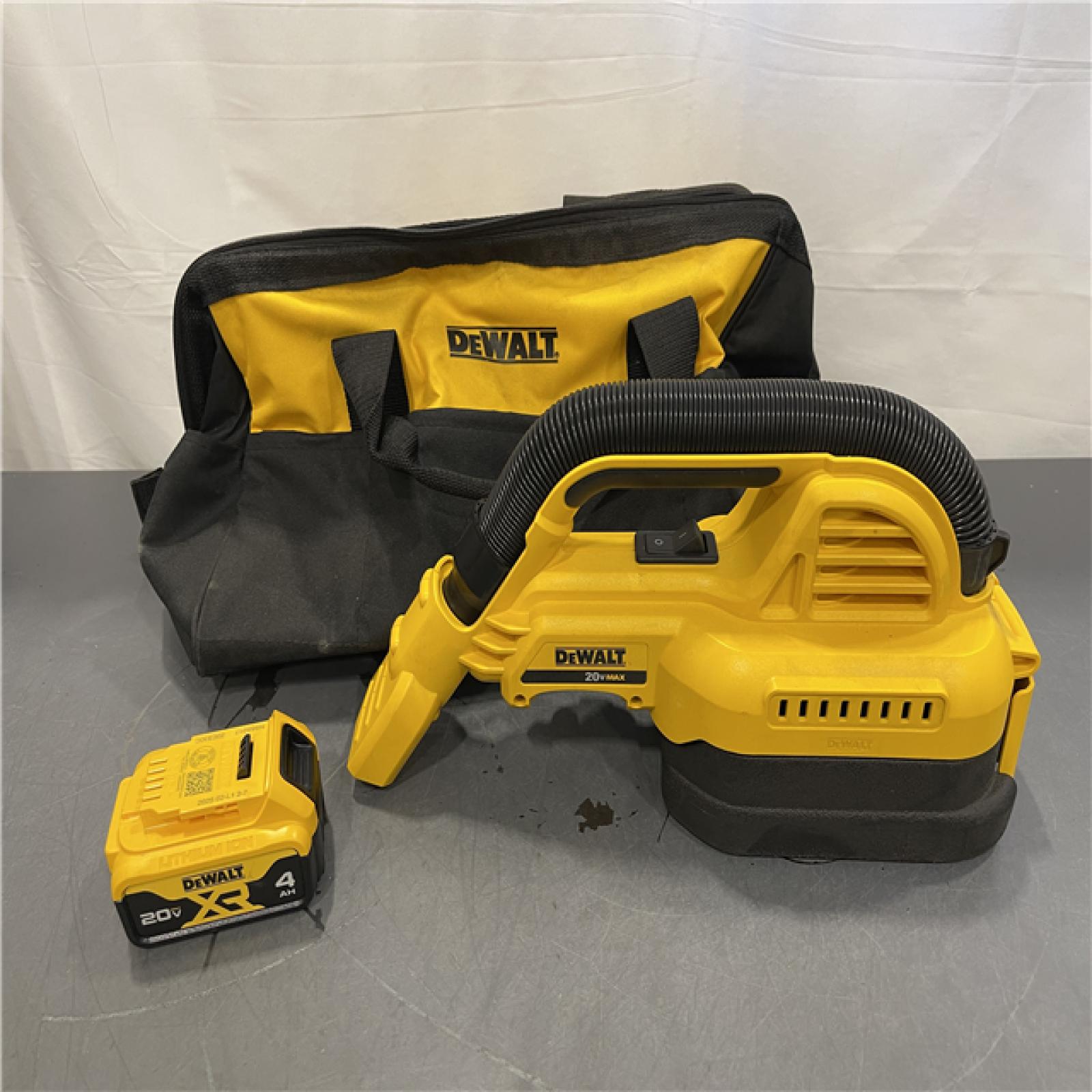 AS-IS - DEWALT 20V MAX Lithium-Ion 1/2 Gal. Wet/Dry Portable Vac W/ XR 4Ah Battery & Contractor Bag