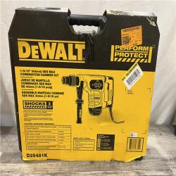 NEW - DEWALT 10.5 Amp 1-9/16 in. Corded SDS-MAX Combination Concrete/Masonry Rotary Hammer with SHOCKS and Case